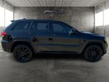 Used 2018 Jeep Grand Cherokee Altitude image 2