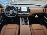 New 2025 Nissan Pathfinder Platinum image 2