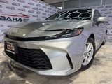 Used 2025 Toyota Camry LE image 3
