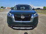 New 2025 Nissan Pathfinder SL w/ SL Premium Package image 2