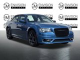 Used 2023 Chrysler 300 Touring L w/ Comfort Group image 2