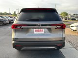 New 2025 Toyota Grand Highlander AWD image 4