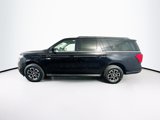 Used 2024 Ford Expedition Max XLT image 4