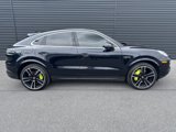 Certified 2022 Porsche Cayenne E-Hybrid image 6