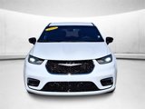New 2025 Chrysler Pacifica Select image 2