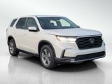 New 2025 Honda Pilot EX-L image 3