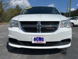 Used 2019 Dodge Grand Caravan SE image 2