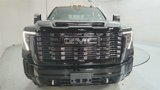 Used 2025 GMC Sierra 3500 Denali Ultimate image 4