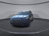 Used 2021 BMW X5 xDrive40i w/ M Sport Package image 3