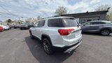 Used 2017 GMC Acadia SLT image 5