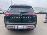 New 2025 Nissan Pathfinder Platinum image 3