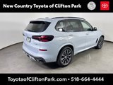 Used 2025 BMW X5 xDrive40i w/ M Sport Package image 3