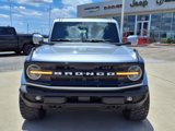Used 2023 Ford Bronco Outer Banks image 2