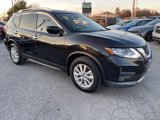 Used 2020 Nissan Rogue SV image 3