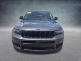 Used 2022 Jeep Grand Cherokee L Limited w/ Black Appearance Package image 2