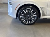New 2025 BMW X7 xDrive40i image 6