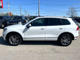 Used 2015 Volkswagen Touareg TDI image 2