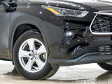 Used 2023 Toyota Highlander LE image 3