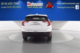 Used 2023 GMC Terrain SLE w/ Driver Convenience Package image 4
