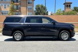 Used 2023 Chevrolet Suburban LT image 3
