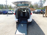 Used 2021 Chrysler Voyager Lxi image 2