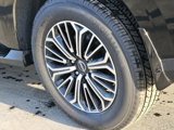 New 2025 Nissan Armada Platinum w/ Convenience Package image 5