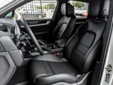 Certified 2025 Porsche Cayenne image 5