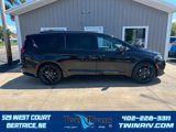 New 2024 Chrysler Pacifica Limited w/ S Appearance Package image 2