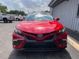 Used 2022 Toyota Camry SE image 2