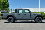 New 2025 Jeep Gladiator Sport image 3