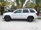 Used 2010 Jeep Grand Cherokee Laredo image 3