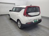 Used 2022 Kia Soul LX w/ Technology Package image 5