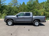 Used 2024 Nissan Frontier SV image 5
