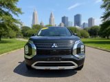 Used 2023 Mitsubishi Outlander SE image 3
