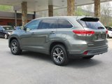 Used 2017 Toyota Highlander Plus image 4