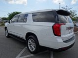 Used 2022 GMC Yukon XL SLT w/ SLT Premium Package image 6