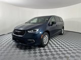 New 2025 Chrysler Pacifica Select image 3