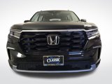 Used 2025 Honda Pilot Touring image 2