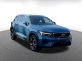 Used 2024 Volvo XC40 B5 Core image 3