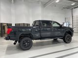Used 2019 Nissan Titan SV w/ SV Convenience Package image 4