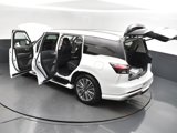 New 2025 INFINITI QX80 Sensory image 2