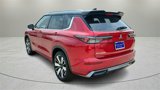 New 2025 Mitsubishi Outlander SEL image 5