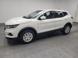Used 2020 Nissan Rogue Sport S image 2