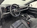New 2025 Porsche Cayenne E-Hybrid image 4