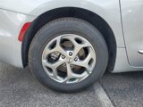 New 2023 Chrysler Pacifica Limited image 5