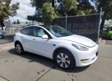 Used 2022 Tesla Model Y Long Range image 3