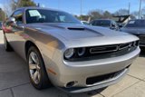 Used 2016 Dodge Challenger SXT image 3