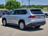 Used 2024 Toyota Grand Highlander XLE image 4