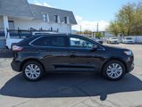 Used 2022 Ford Edge Titanium image 2