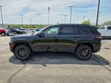 New 2025 Jeep Grand Cherokee Summit image 6